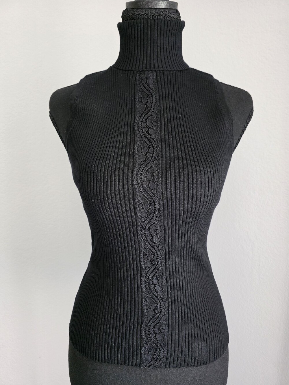 bebe Black Ribbed Sleeveless Turtleneck with Lace Detail